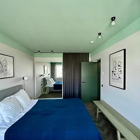 Old-New Apartment In Central カウナス エクステリア 写真
