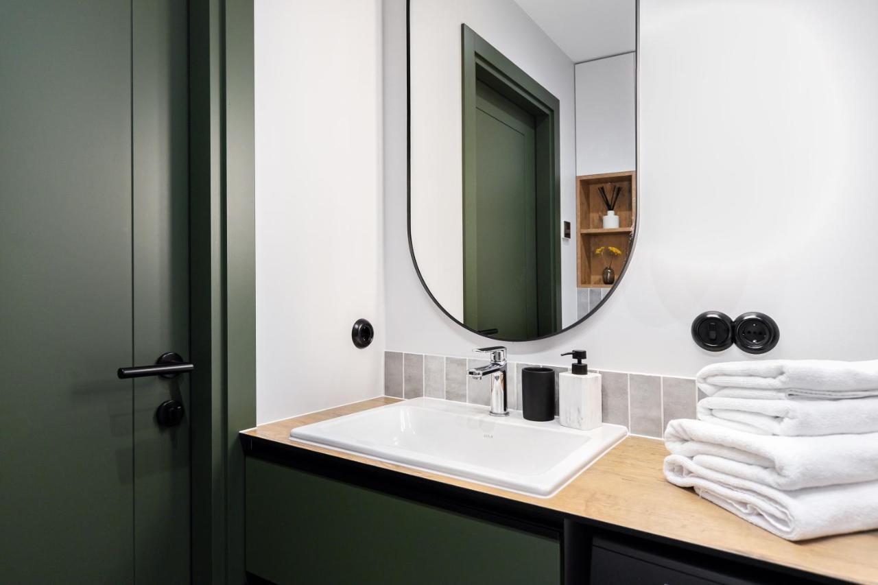 Old-New Apartment In Central カウナス エクステリア 写真